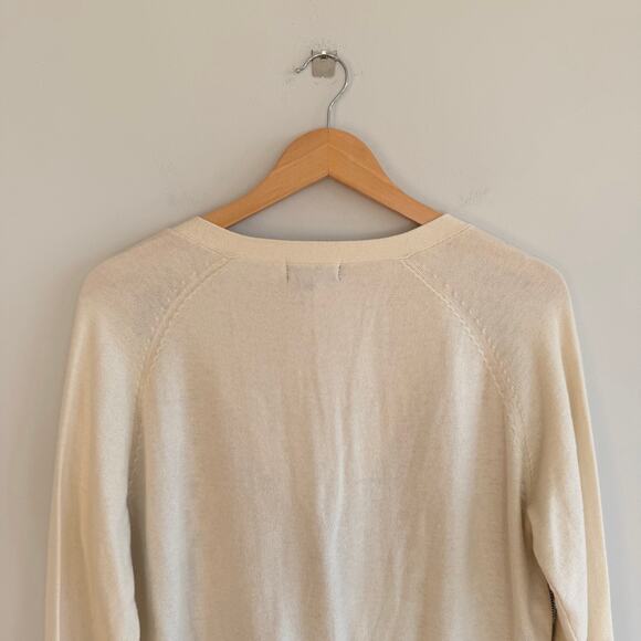 Gryphon New York Cashmere Blend Button Up Cardigan Sweater Cream Navy L - Picture 7 of 7